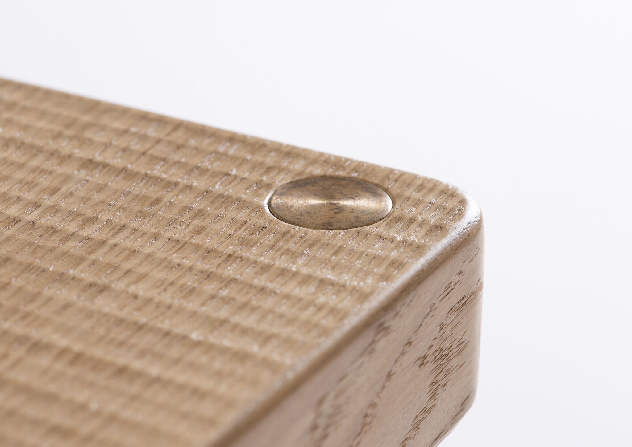 Tenor Console – Hand Planed Oak & Tumbled Brass | The Future Perfect