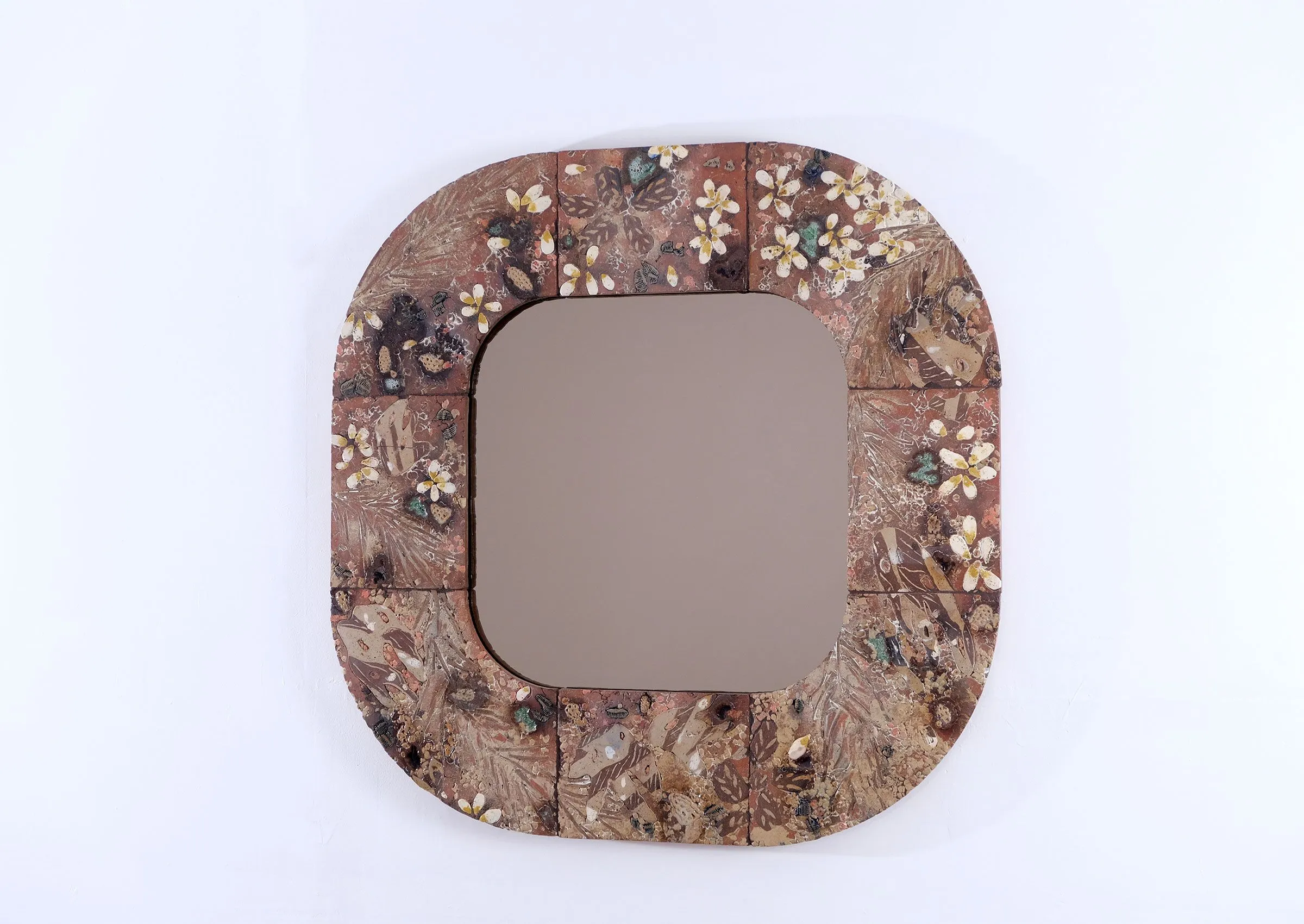 LGSStudio_NeotropicMirror_1.jpg