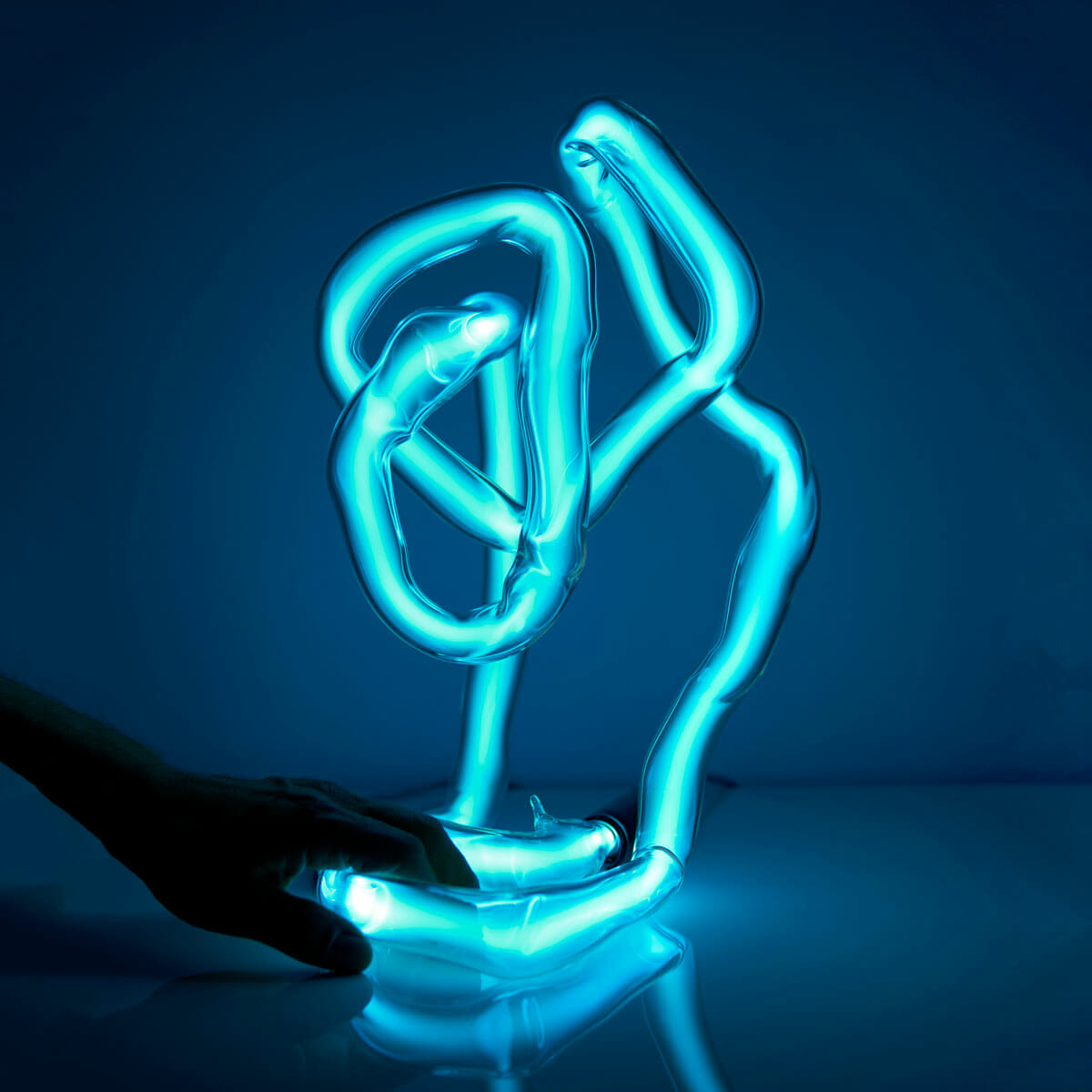 Neon Table Lamp – Blue Argon | Jochen Holz | The Future Perfect