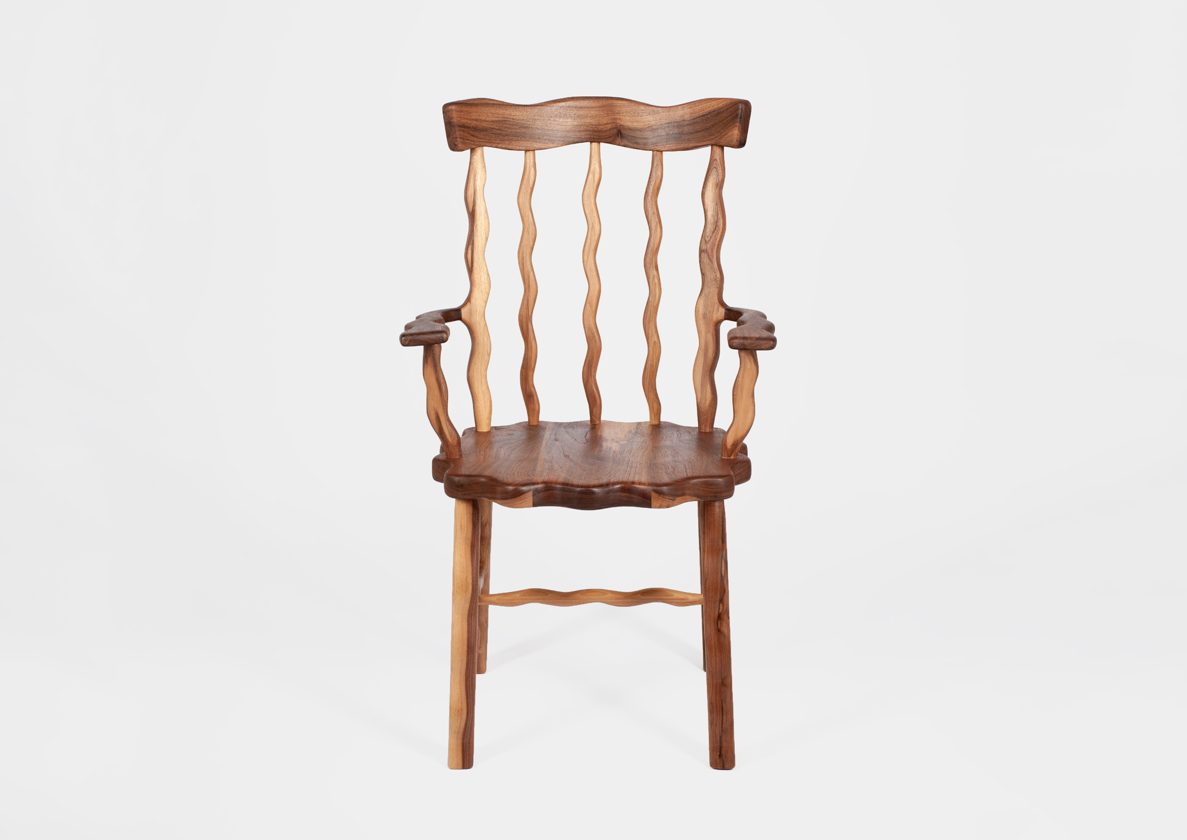 Walnut windsor top chair
