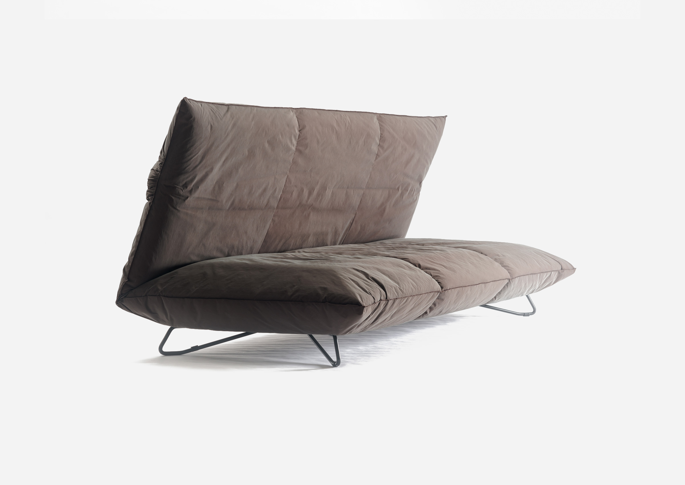 ①ソファ　 macomoco 安心に囲まれるハイバックローソファー「KACOMI SOFA」の商品