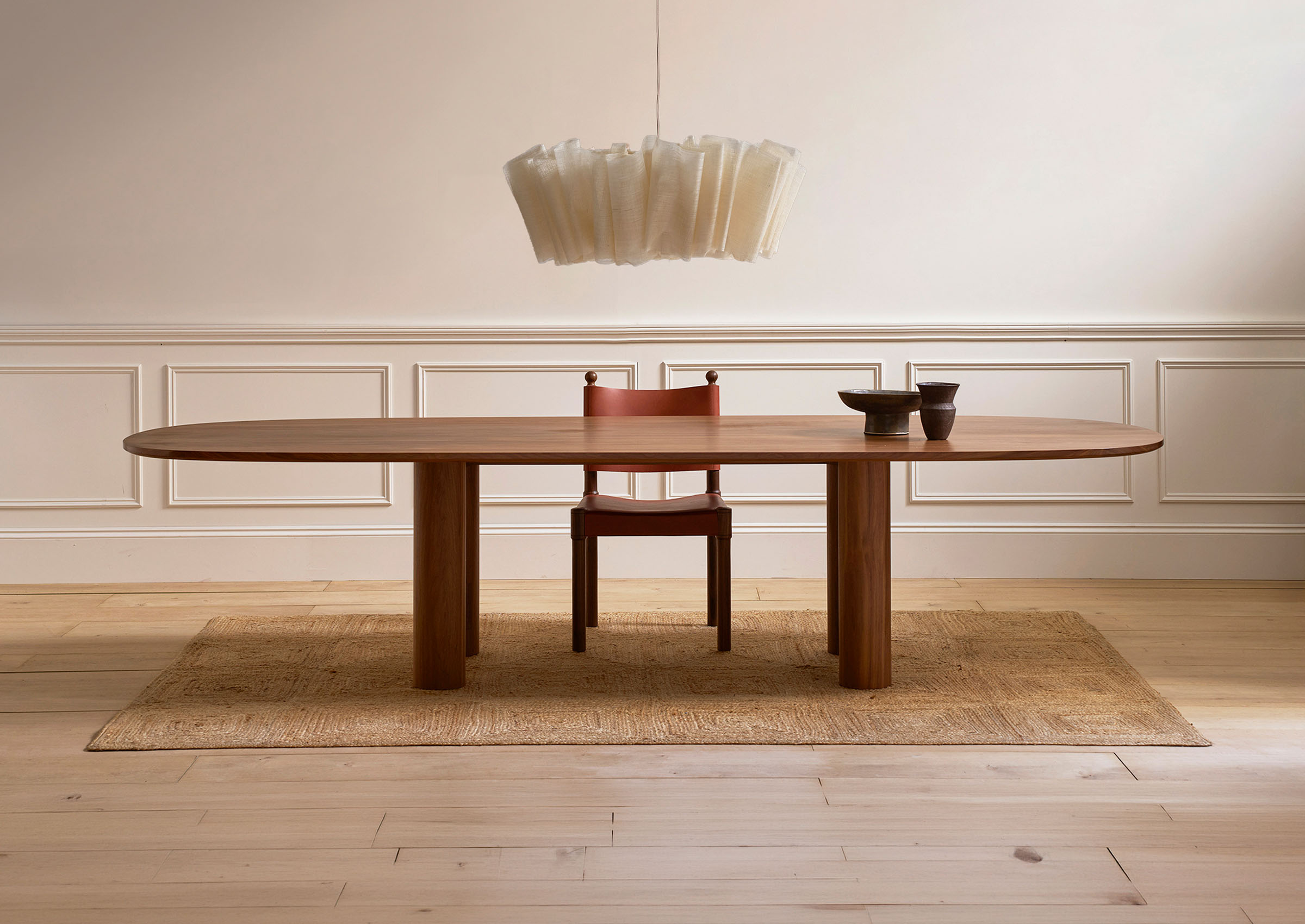 Onis Dining Table 3.2 | The Future Perfect