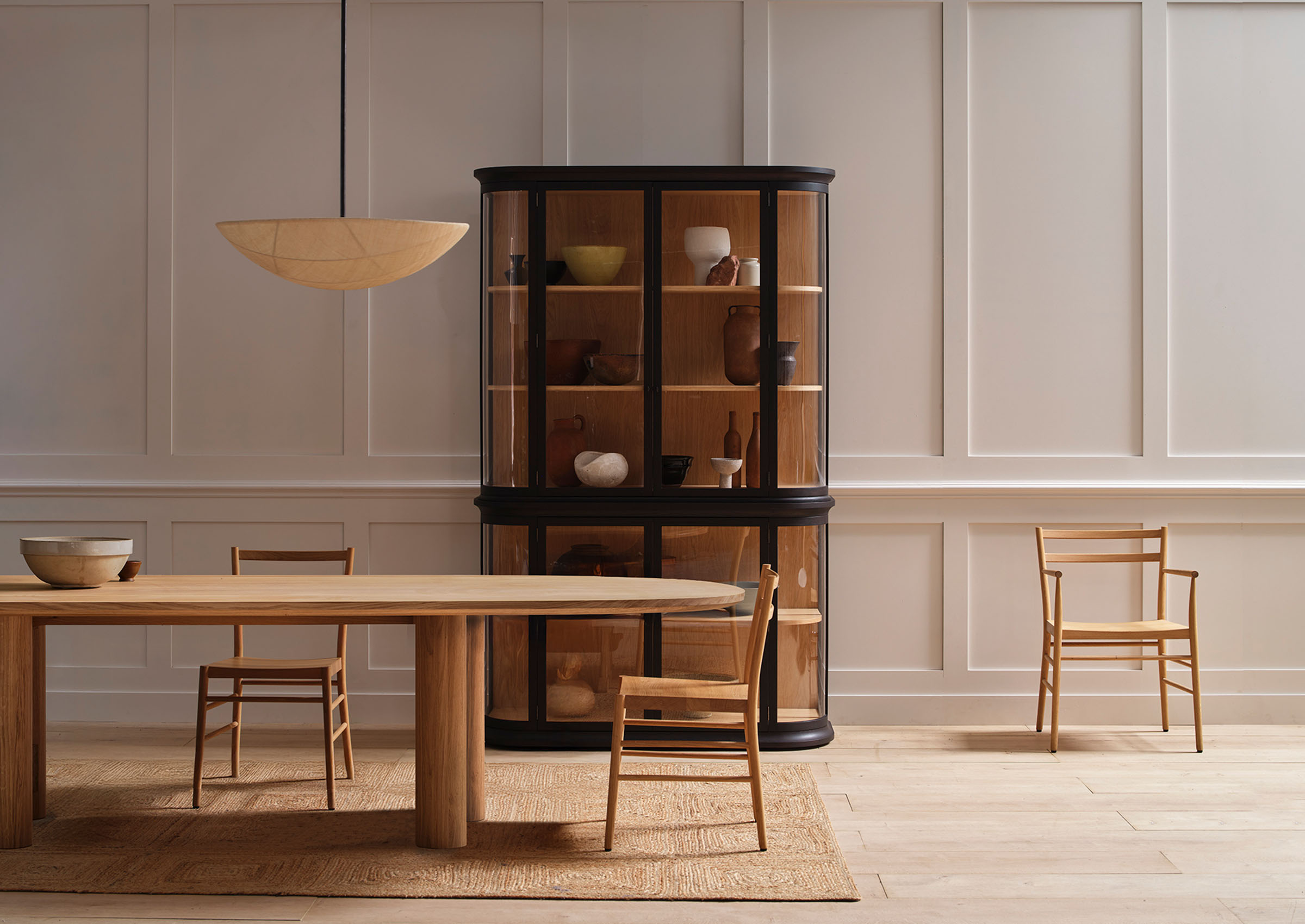 Onis Dining Table 3.2 | The Future Perfect